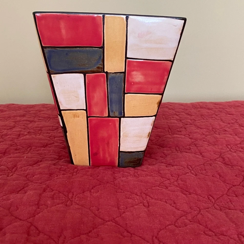 Pier 1 Geometric Vase